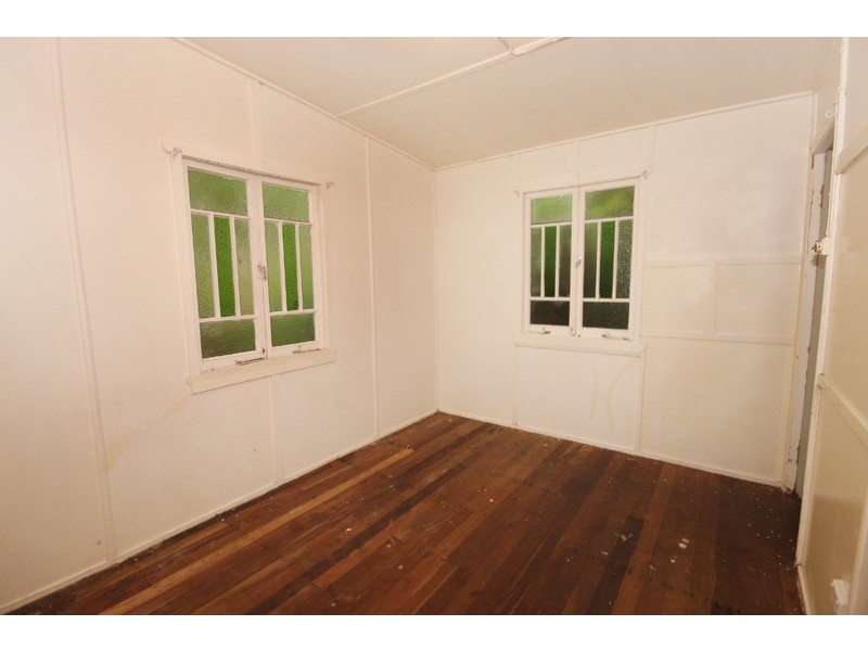 23 Petrie Creek Road, Nambour QLD 4560