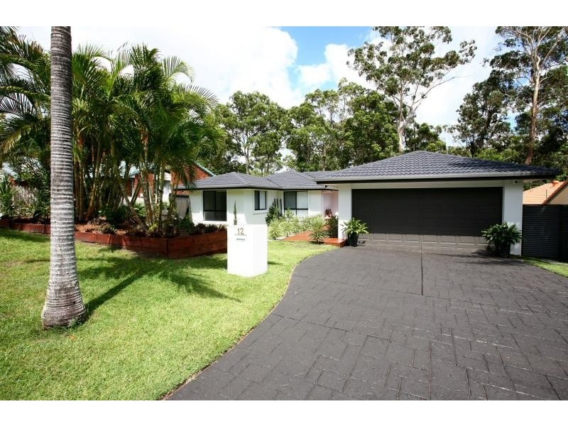 12 Chantilly Place, Robina QLD 4226
