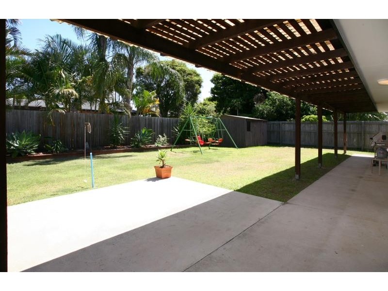 81 Cypress Drive, Broadbeach Waters QLD 4218