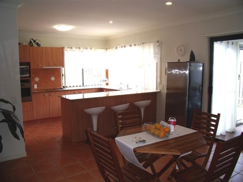 16 Nardoo Street, Robina QLD 4226