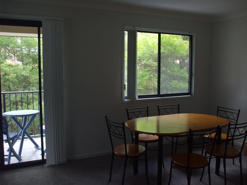 28 Royal Woods Drive, Robina QLD 4226