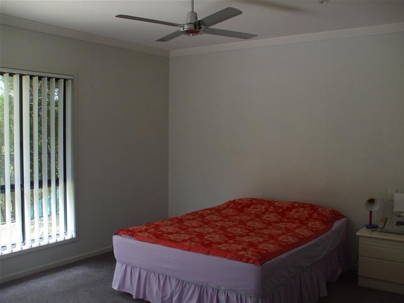 28 Royal Woods Drive, Robina QLD 4226