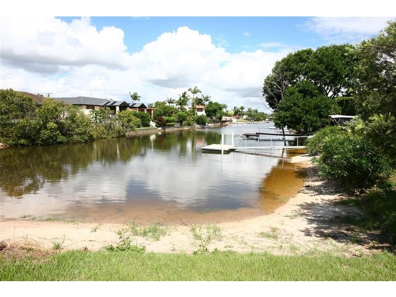 11 Rio Vista Boulevard, Broadbeach Waters QLD 4218