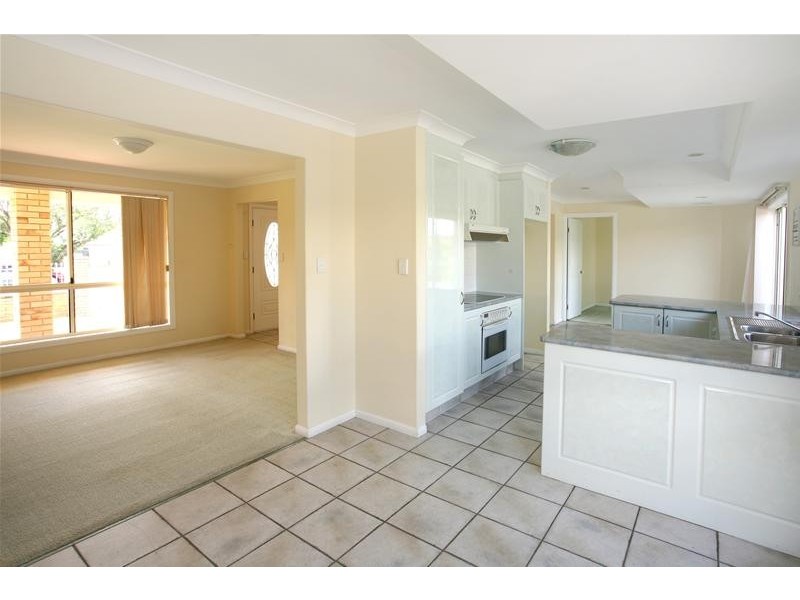 11 Rio Vista Boulevard, Broadbeach Waters QLD 4218