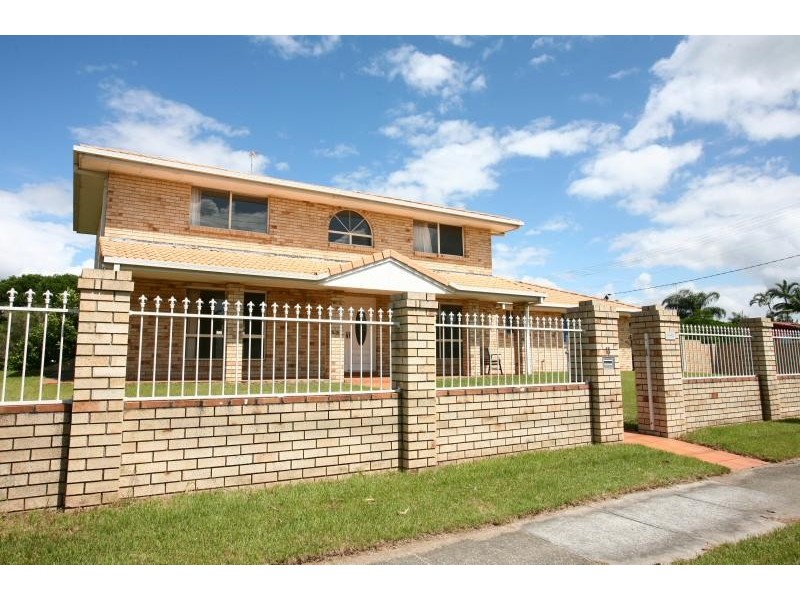11 Rio Vista Boulevard, Broadbeach Waters QLD 4218