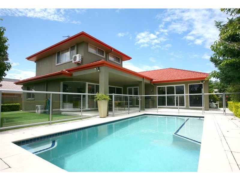 13 Martinique Way, Clear Island Waters QLD 4226