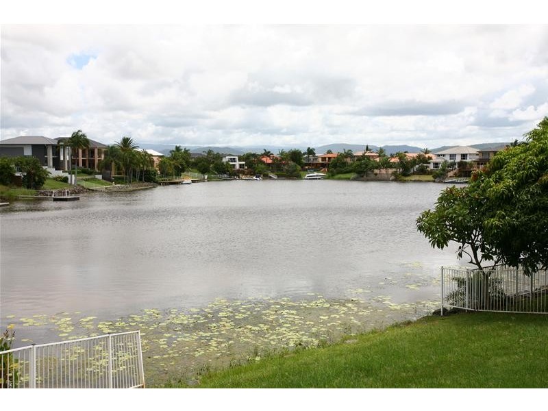 13 Martinique Way, Clear Island Waters QLD 4226