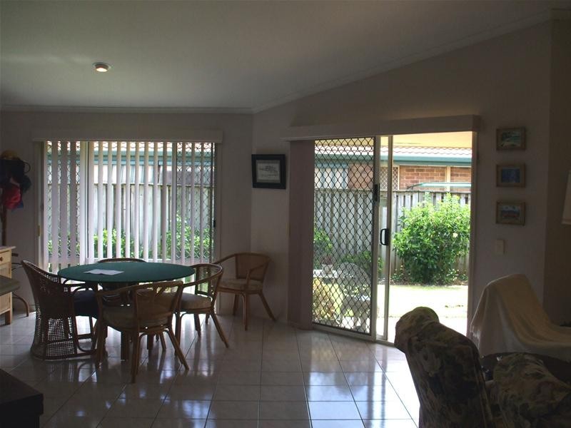 27 Port Jackson Boulevard, Clear Island Waters QLD 4226