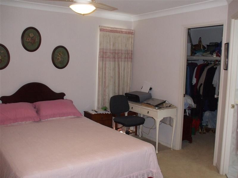 27 Port Jackson Boulevard, Clear Island Waters QLD 4226