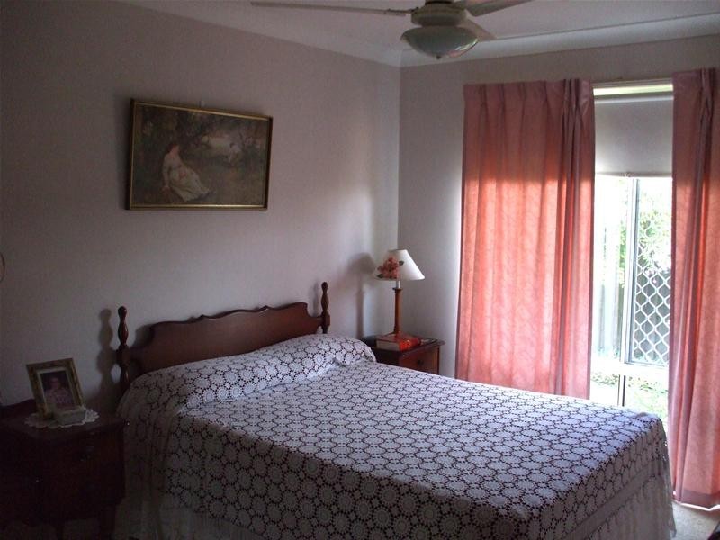 27 Port Jackson Boulevard, Clear Island Waters QLD 4226