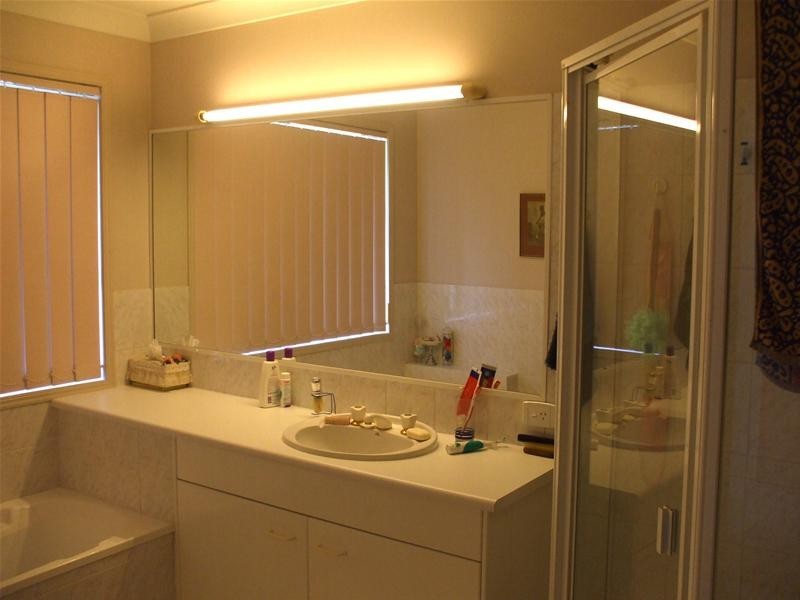 27 Port Jackson Boulevard, Clear Island Waters QLD 4226