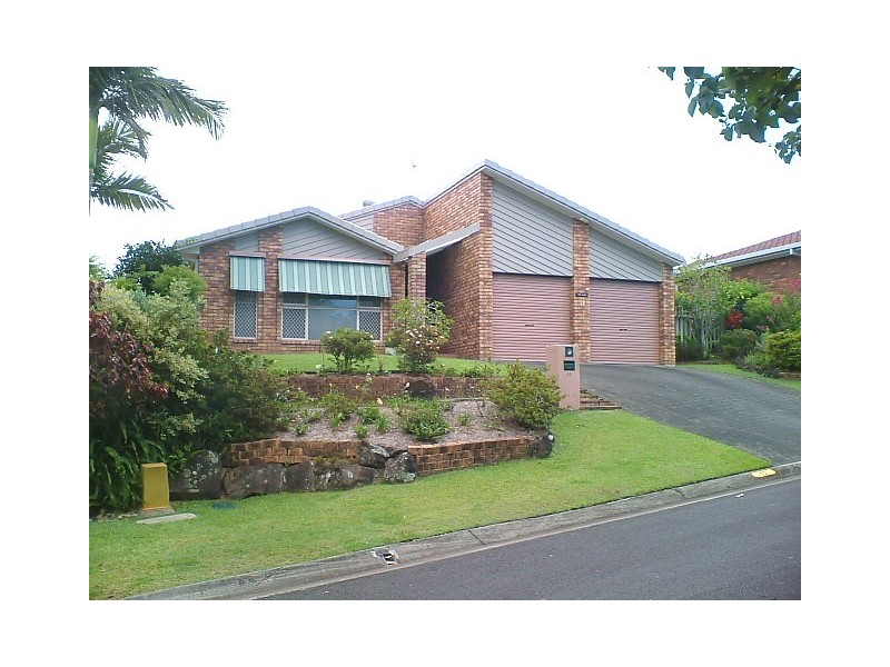 12 St John Court, Robina QLD 4226