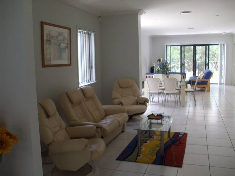 28 Royal Woods Drive, Robina QLD 4226