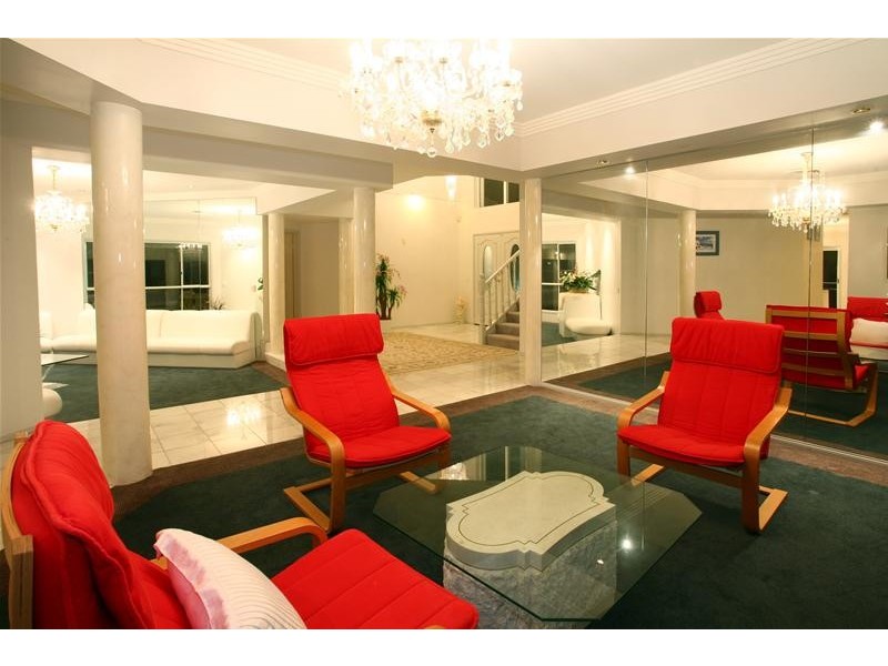 18 Tortuga Place, Clear Island Waters QLD 4226