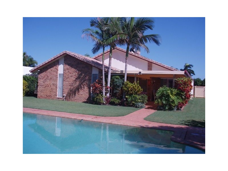 27 Port Jackson Boulevard, Clear Island Waters QLD 4226