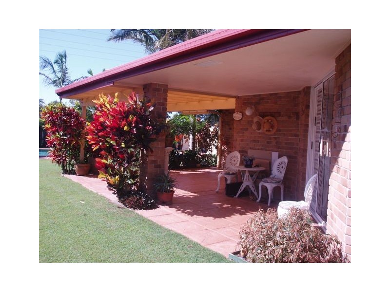 27 Port Jackson Boulevard, Clear Island Waters QLD 4226