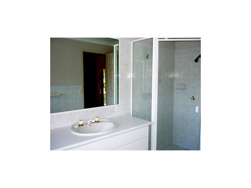 27 Port Jackson Boulevard, Clear Island Waters QLD 4226