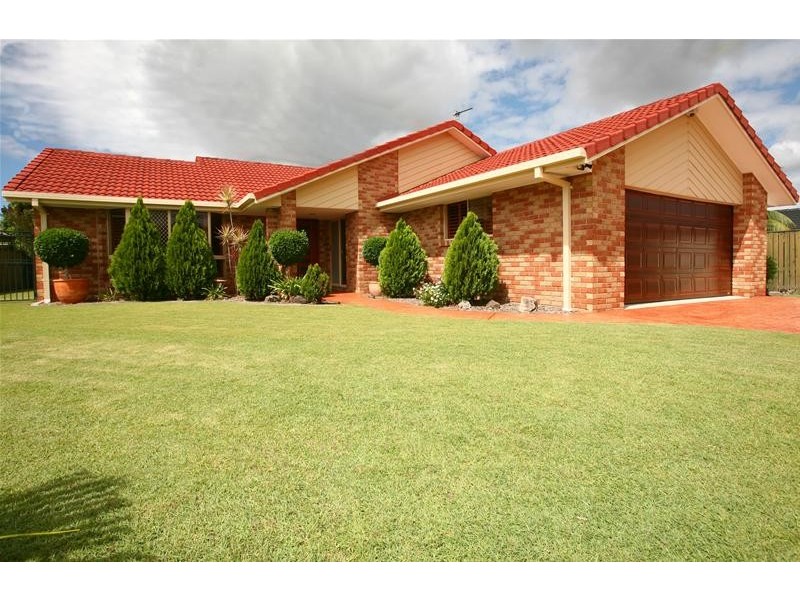13 Port Jackson Boulevard, Clear Island Waters QLD 4226