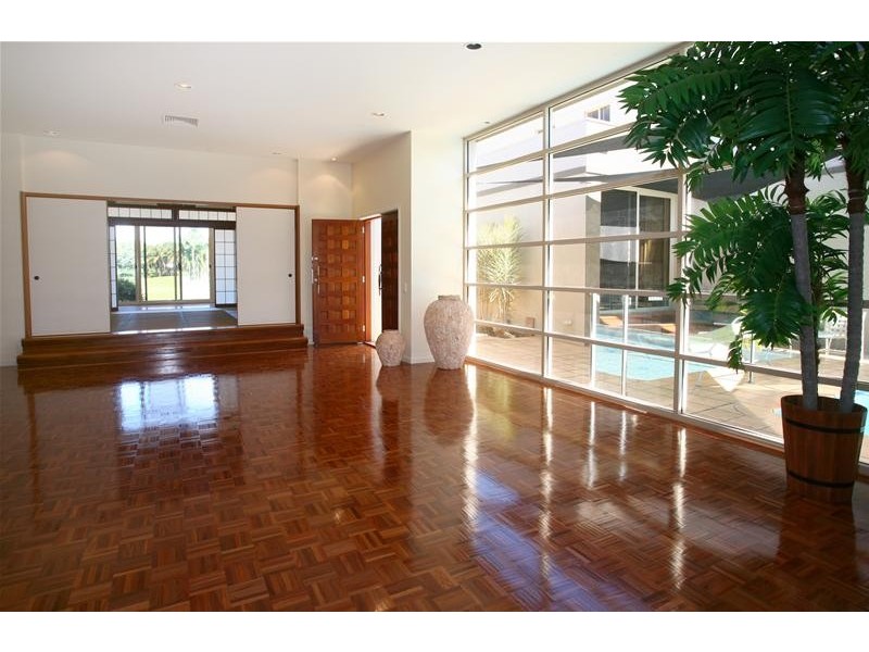 12-14 Meadowview Drive, Carrara QLD 4211