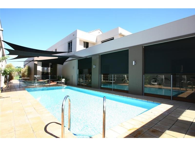 12-14 Meadowview Drive, Carrara QLD 4211