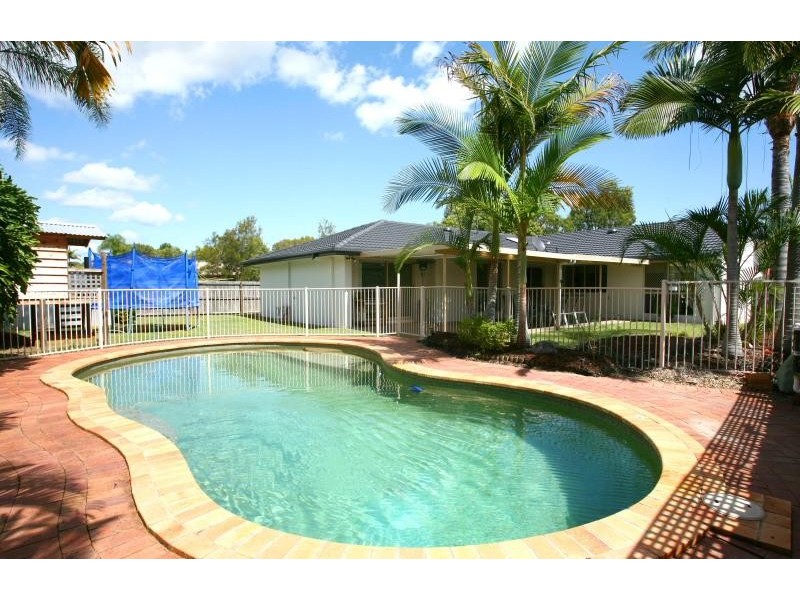 36 Yarraville Street, Robina QLD 4226