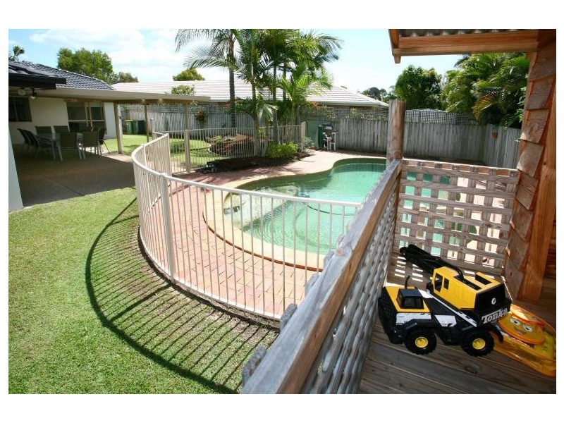 36 Yarraville Street, Robina QLD 4226