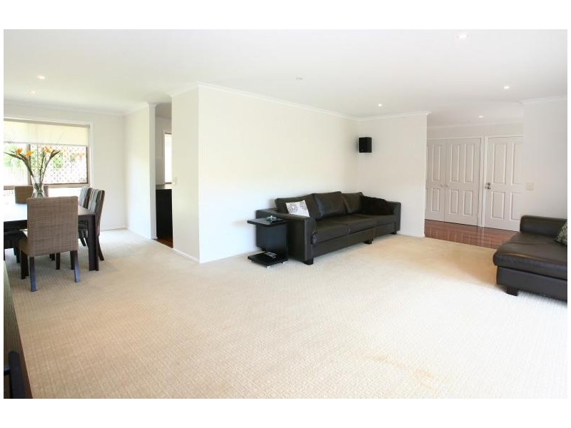 36 Yarraville Street, Robina QLD 4226