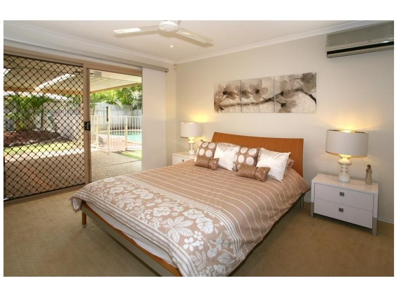 36 Yarraville Street, Robina QLD 4226