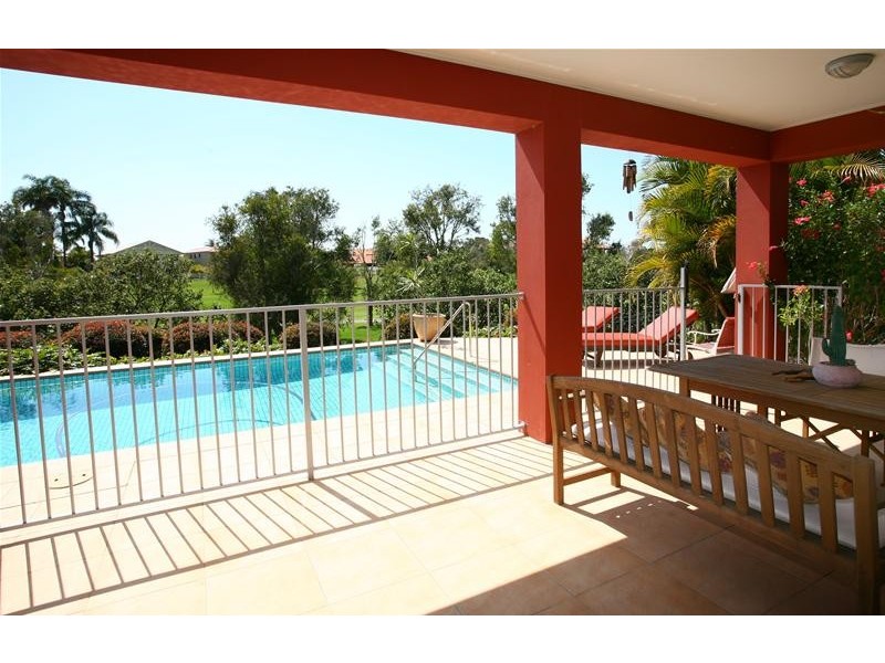 16 The Inner Circle 145 Palm Meadows Drive, Carrara QLD 4211