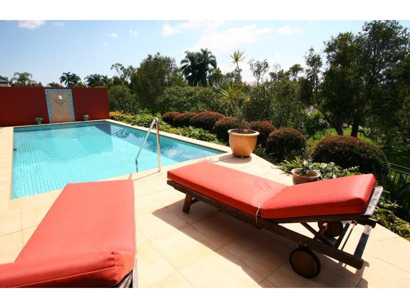 16 The Inner Circle 145 Palm Meadows Drive, Carrara QLD 4211