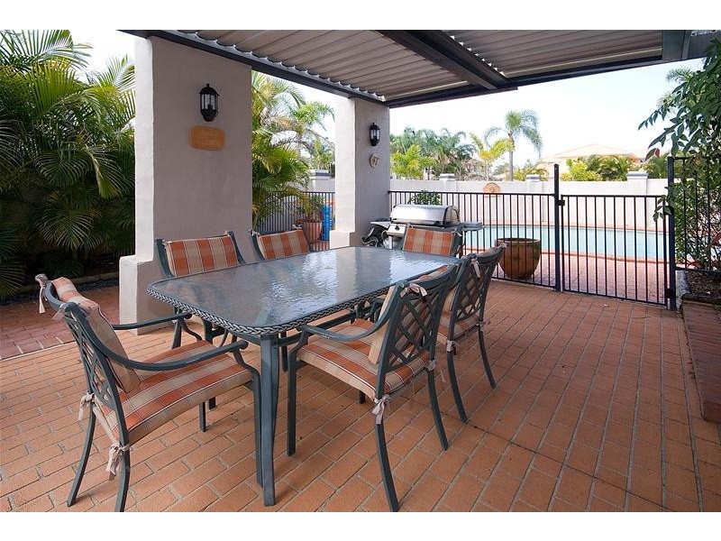 18 Kirralee Drive, Robina QLD 4226