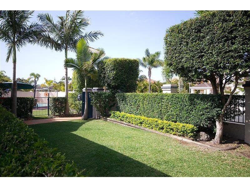 18 Kirralee Drive, Robina QLD 4226