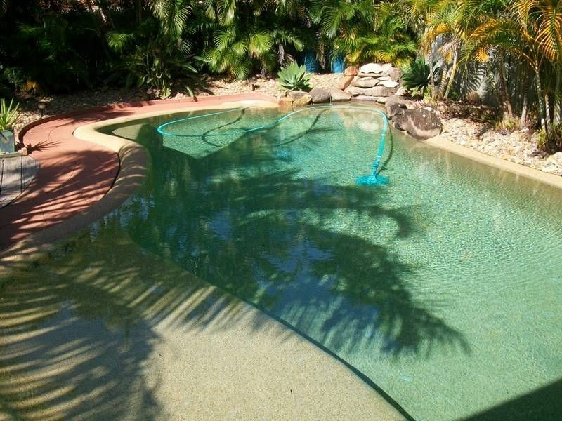 8 Bribie Court, Mermaid Waters QLD 4218