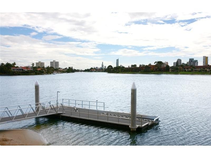 13 Intrepid Drive, Mermaid Waters QLD 4218