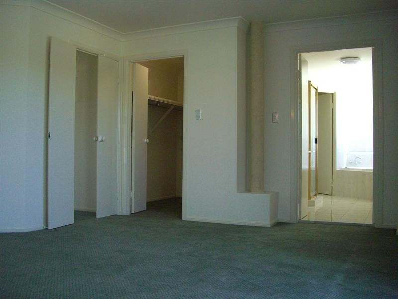 168 Port Jackson Boulevard, Clear Island Waters QLD 4226