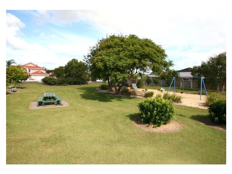 Clear Island Waters QLD 4226