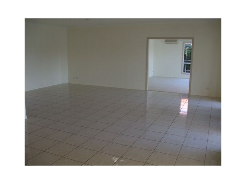 36 Montevideo Drive, Clear Island Waters QLD 4226