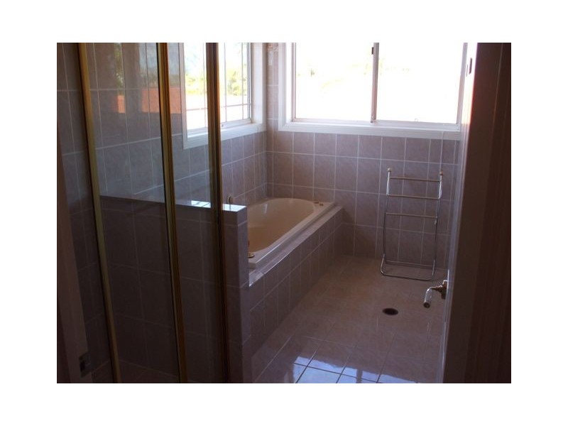 36 Montevideo Drive, Clear Island Waters QLD 4226