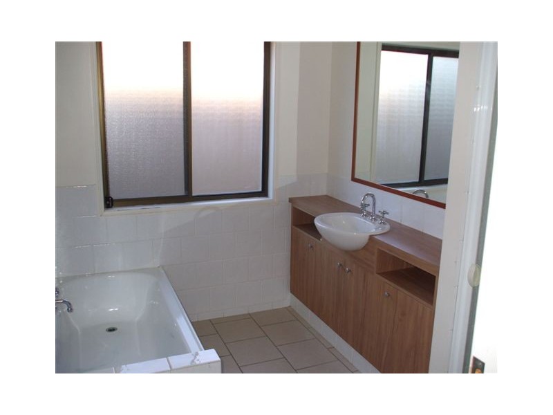 12 Redbud Lane, Robina QLD 4226