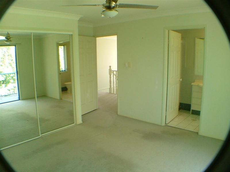 3 Clear River Boulevard, Ashmore QLD 4214
