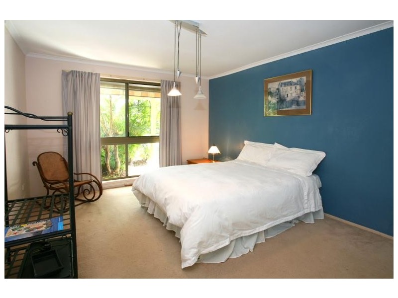14 Fairway Drive, Clear Island Waters QLD 4226