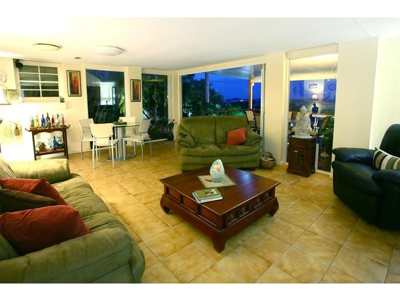 72 Skyline Terrace, Burleigh Heads QLD 4220