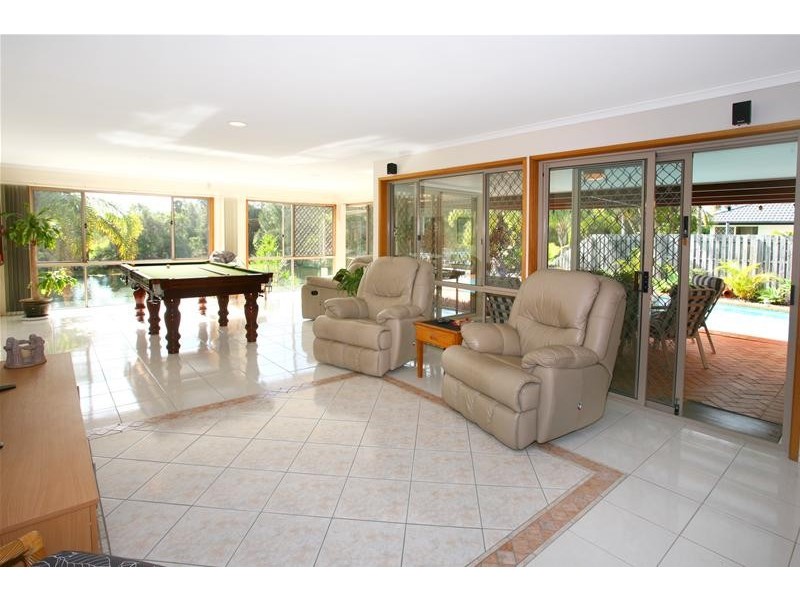 7 Vaucluse Place, Robina QLD 4226