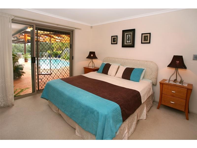 7 Vaucluse Place, Robina QLD 4226