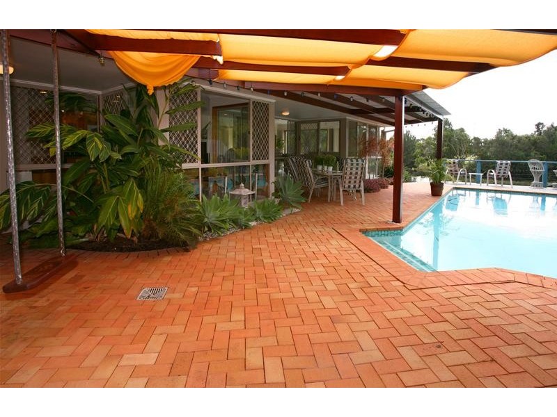 7 Vaucluse Place, Robina QLD 4226