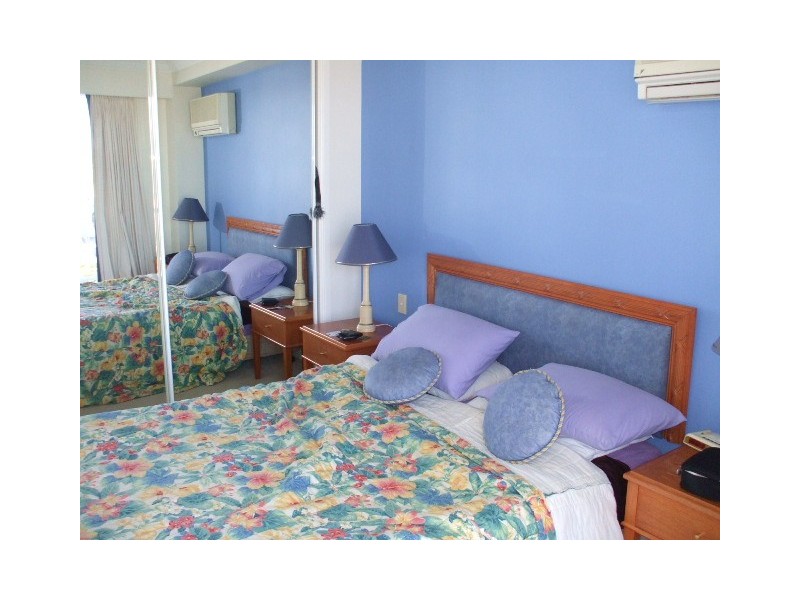 1810/90-110 Surf Parade, Broadbeach QLD 4218