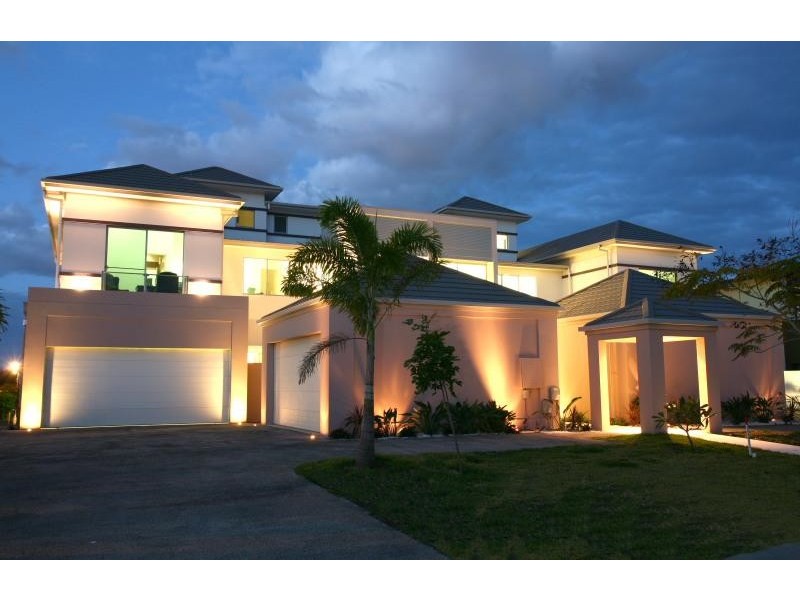 5057 Emerald Island Drive, Carrara QLD 4211