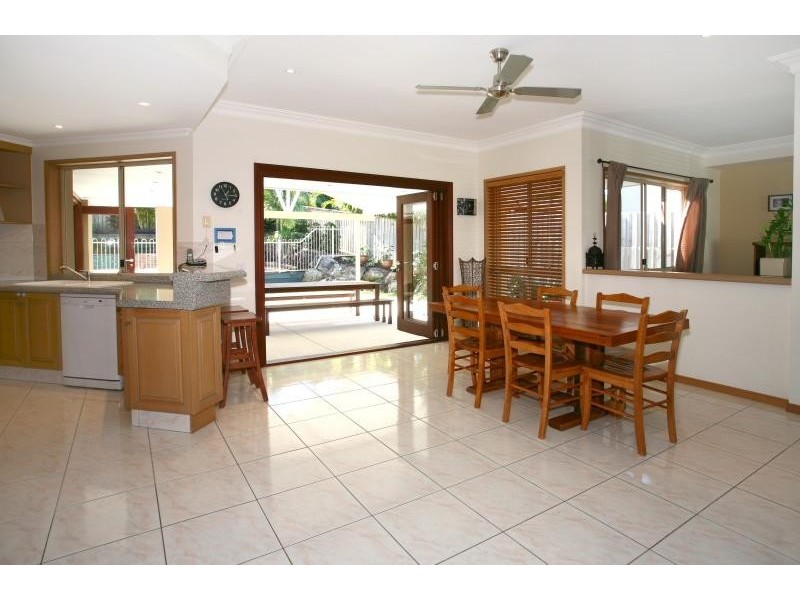 95 Camberwell Circuit, Robina QLD 4226