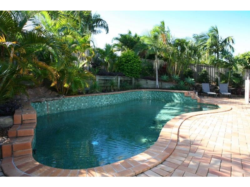 95 Camberwell Circuit, Robina QLD 4226