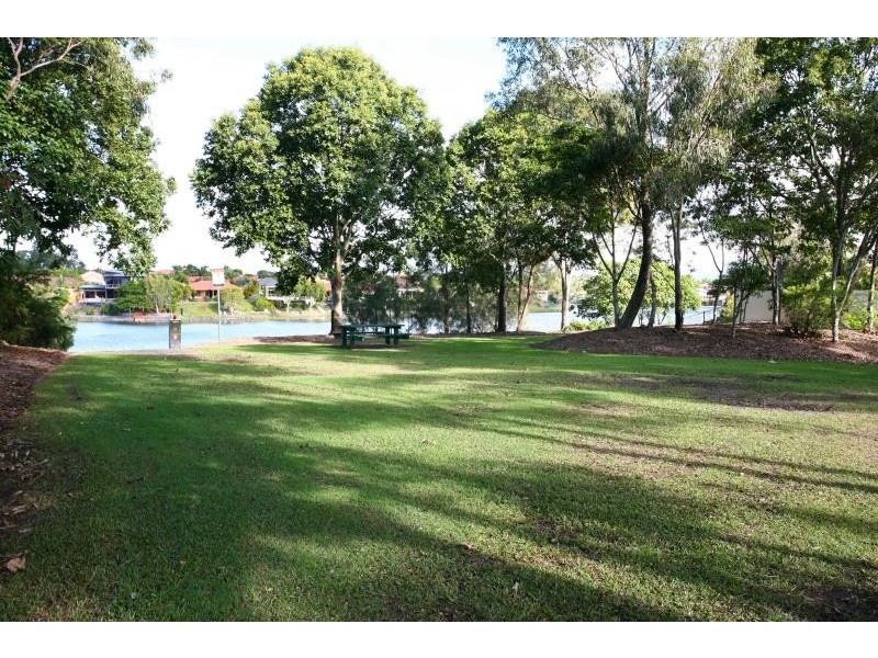 95 Camberwell Circuit, Robina QLD 4226
